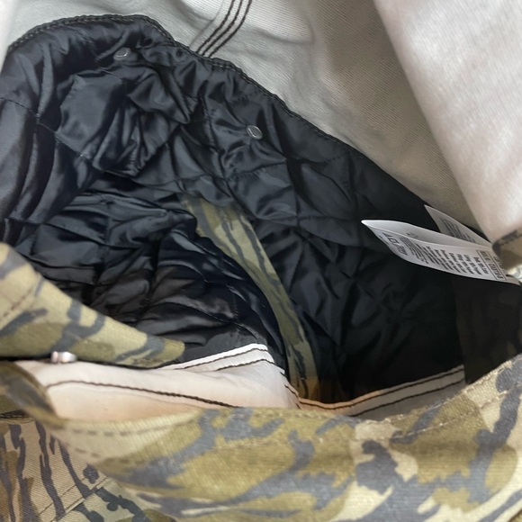 CARHARTT NWT Boys Size 8 Insulated Quilted Camo Mossy Oak Bibs Overalls Camo - Picture 5 of 7